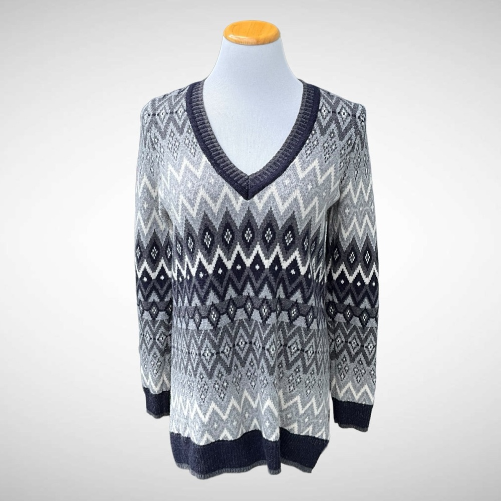 Ann Taylor Pullover Fair Isle Sweater V-Neck Long Sleeves
